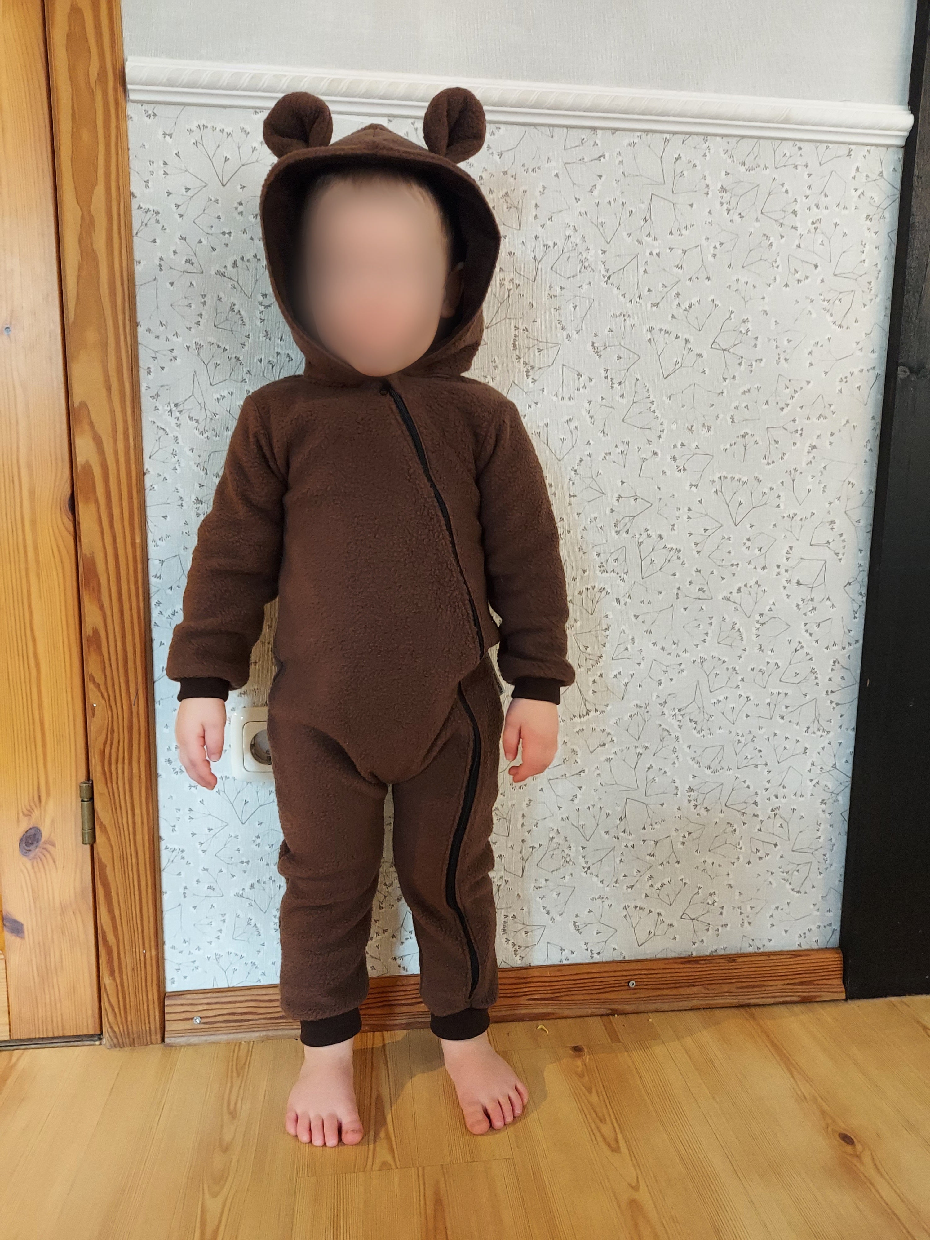 Kostüm Lou